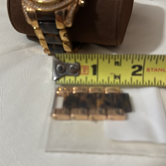 Michael Kors Watch-Yellow Gold Toned/Tortoise Band-Pink Face-Crystal Bezel-Box - Picture 17 of 17